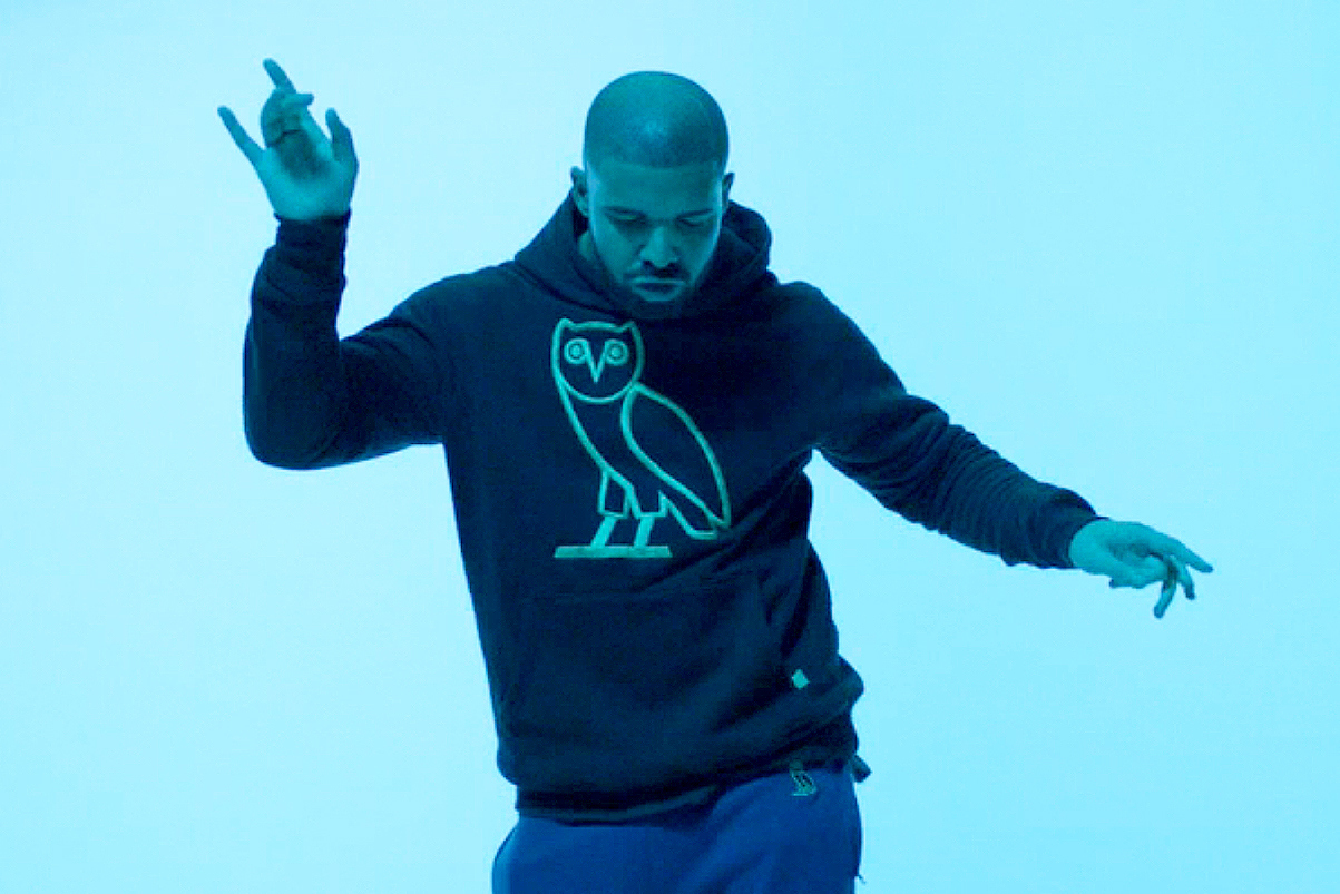 Everyones Having A Field Day With Hotline Bling Dancing Drake