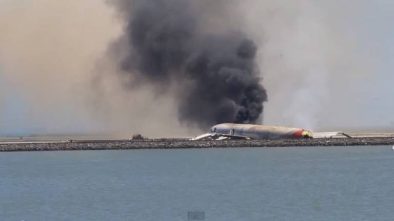 Asiana Airlines Crash Landing Caught on Camera | RTM - RightThisMinute
