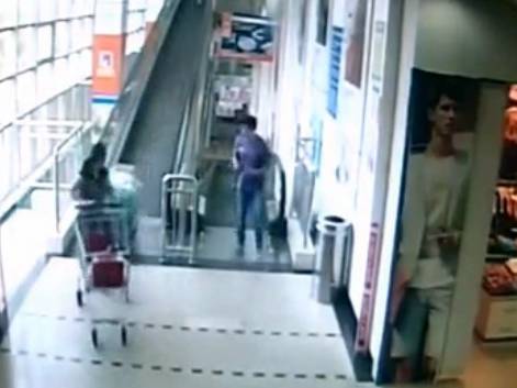 GRAPHIC: Runaway Shopping Cart Kills Woman in Freak Accident | RTM ...