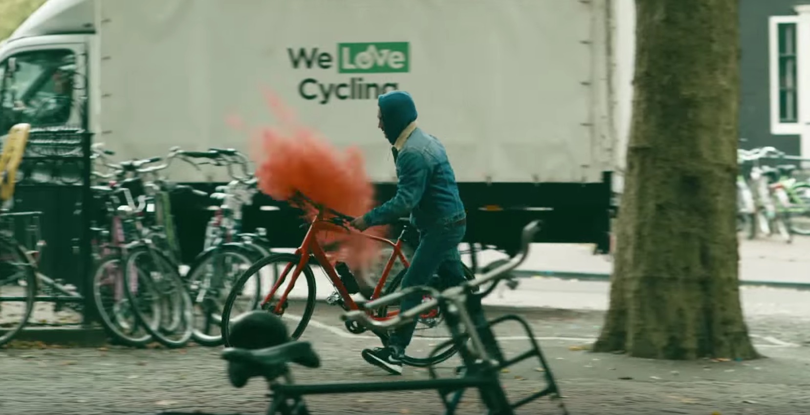 Bike Stealing Championship: Amsterdam vs. Prague vs. Rome | RTM