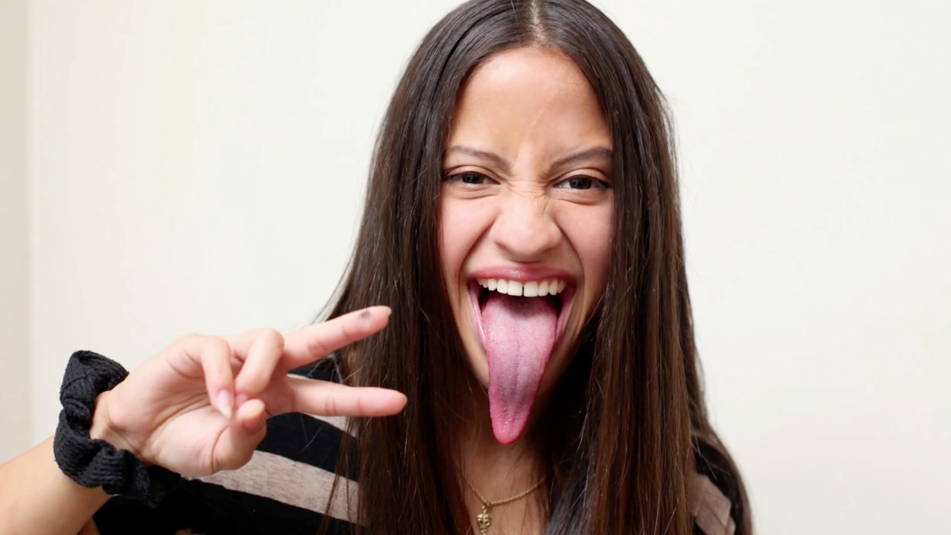 Longest Tongue To Lick Pussy - Long Tongue Face Licking - Free Sex Photos, Hot XXX Images ...
