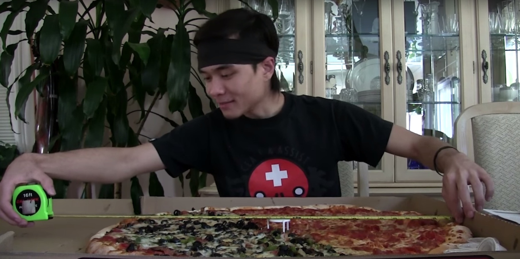 Matt Stonie Demolished a Gigantic 26-Inch Pizza | RTM - RightThisMinute