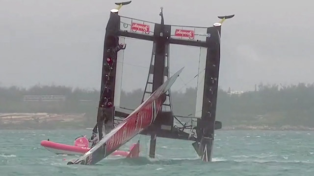 catamaran crash